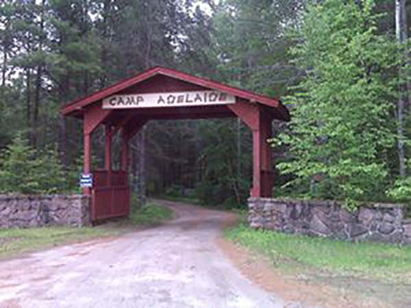 1_camp_adelaide_entrance
